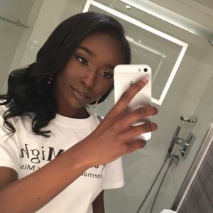 Meet your Posher, Hannah